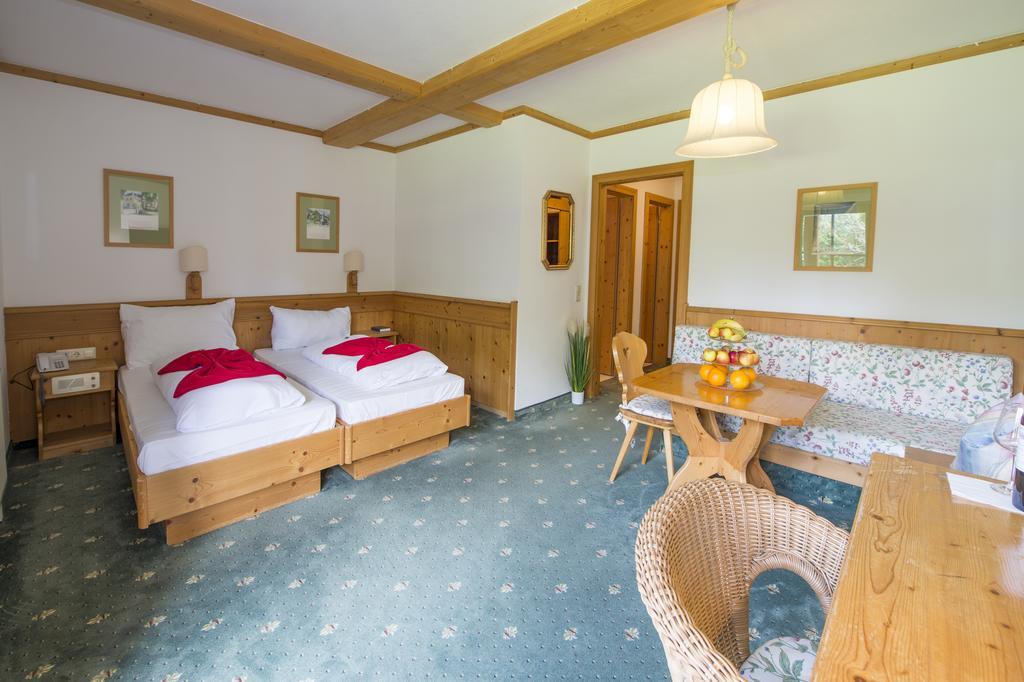 Gutshof Wolfgangsee Resort & Event Hotel 스트로블 외부 사진