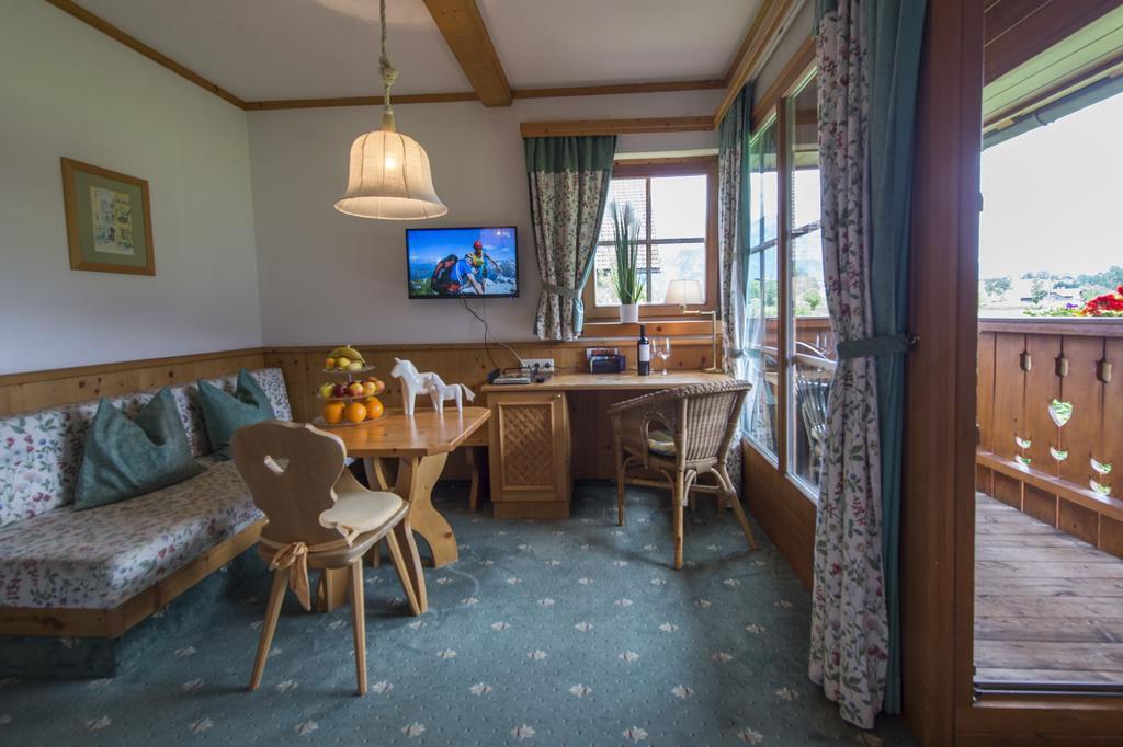 Gutshof Wolfgangsee Resort & Event Hotel 스트로블 외부 사진