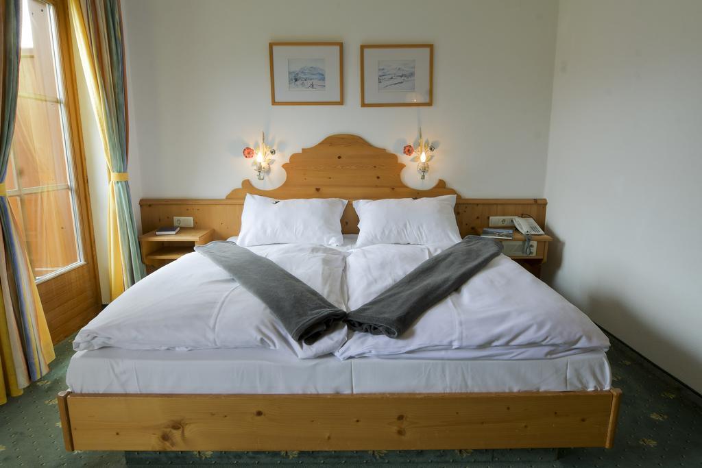 Gutshof Wolfgangsee Resort & Event Hotel 스트로블 외부 사진