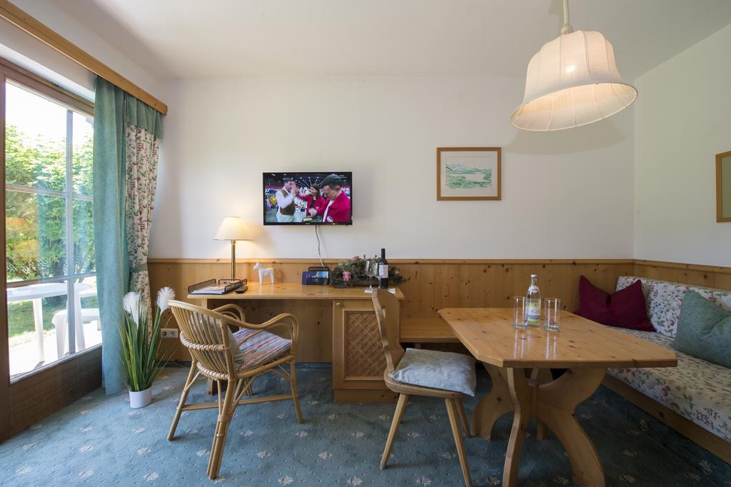 Gutshof Wolfgangsee Resort & Event Hotel 스트로블 외부 사진